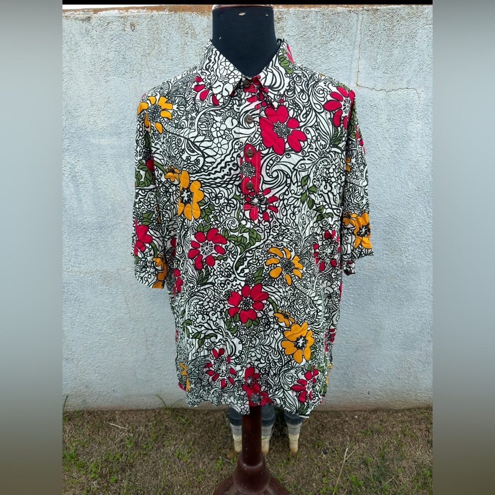 PreOwned Manuhealii Hawaiian Print Multicolored Full Button Men's 2XL